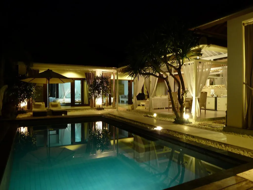 סמיניאק La Dolce Villa